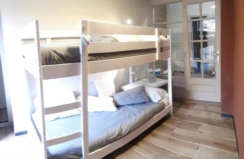 Pardines Apartment | Cal Dalmau Apartaments Átic