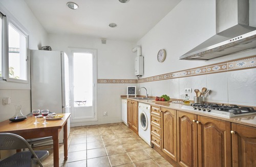 Premia de Mar House | CAL PADRI1871 - 30min to Barcelona, Groups & Families, Stylish Beach Large House