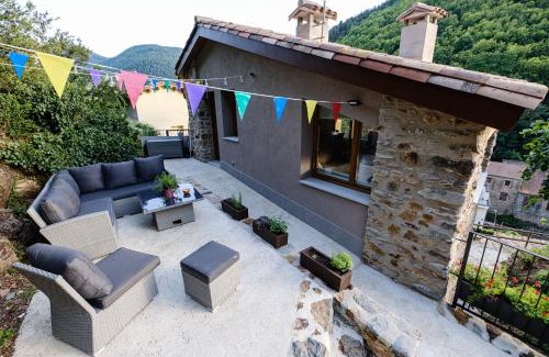 Ribes De Freser House | Cal Periquet Rural
