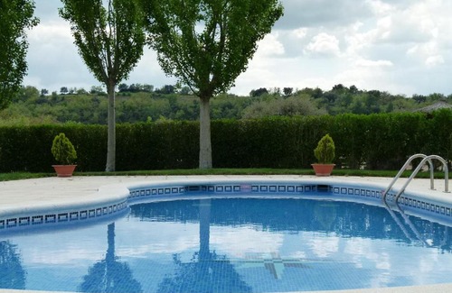Calonge de Segarra Bed & Breakfast | Cal Ros