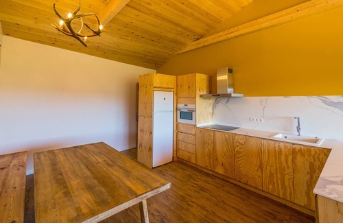 Taus Apartment | Cal Rossa Taus, Eco-Apartment Brama SPA.