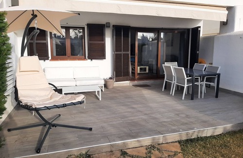Cala d'Or Apartment | Cala D'Or Beautiful modern apartment, private garden, BBQ, swimming pools, beach