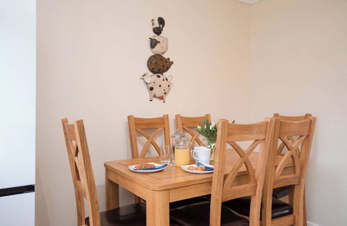 Lydstep Cottage | Caldey View - UK6734