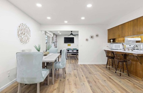 Hanford House | Cali Home Base near NAS w/Game Room