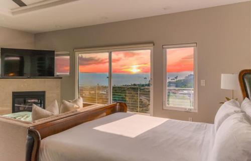 La Jolla Mesa House | California Dreamin Your Ocean-View Sanctuary