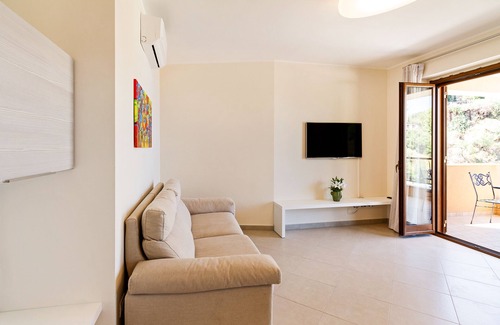 Taormina Apartment | Calipso Seaview Flat with Private Parking