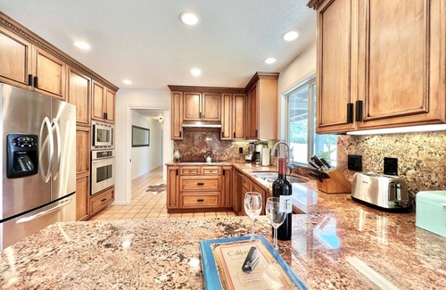 Santa Rosa House | Calistoga Mid-Century-Modern w/Pool 4BD/4BA - Sleeps 8