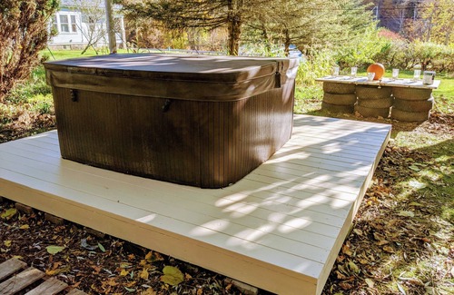 Hortonville House | Callicoon Creek House with Pool + Hot Tub