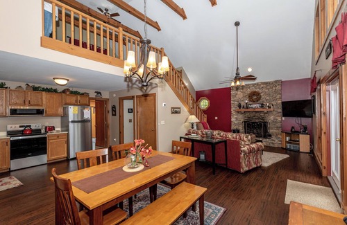 Townsend Cabin | Calling all Golf players! This home is located in a golf course community.