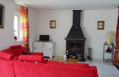 Beaussais-sur-Mer House | Calm and Charming Cottage in Ploubalay (Beaussais/mer)