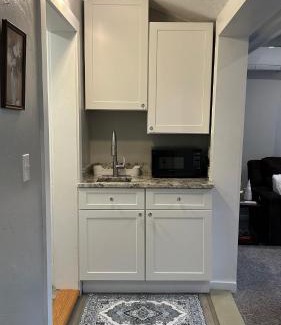 Weymouth Apartment | Calm and Stylish Weymouth Apartment