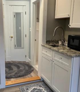 Weymouth Apartment | Calm and Stylish Weymouth Apartment