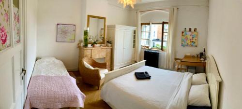 Ukkel House | Calm, green & birdsong near the city center