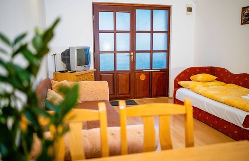 Bogacs Apartment | Calm, peaceful, always clean apartments for 5 people