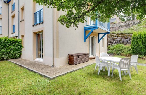 Esquieze-Sere Apartment | Calm T3 for 6, terrace, garden, near amenities