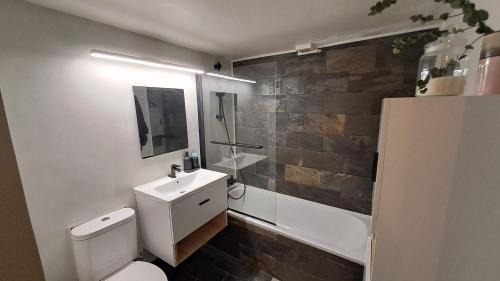 Vasa Koilaniou Apartment | Calming mountain view apartment near Kakopetria