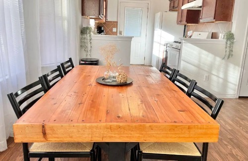 Central East Austin House | 🌱Calming Space | Trendy East ATX | Walk to Coffee