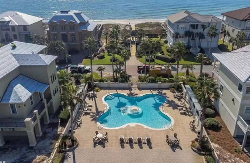 Gulf Shores House | Calvert Castle, Elevator, Golf cart, Beach ,Pool