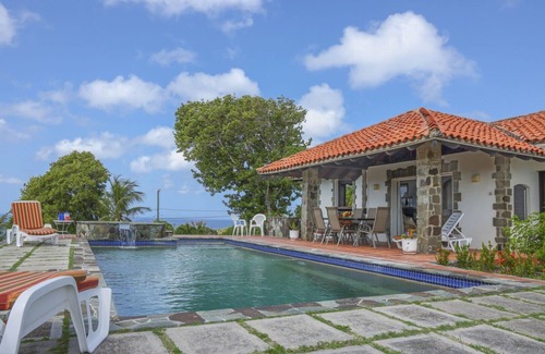 Gate Park Villa | Calypso Court 3BR in Saddleback by Personal Villas - Hacienda-Style Haven