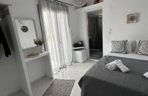 Messaria Hotel | Calypso Heaven : Double Room with Balcony