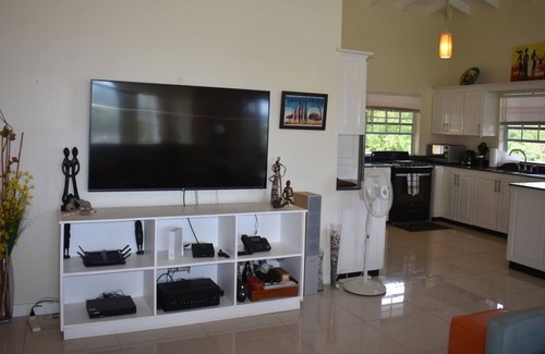 Corinthe Villa | Calypso Villa - Upper Level Spacious Secluded Dwelling