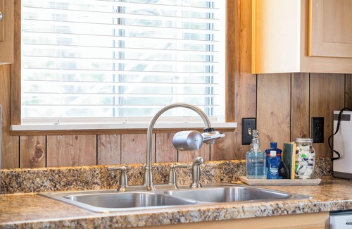Lodge Hill House | Cambria Mountain View Retreat/King Bed/Firepit/EV Charger/Wi-Fi
