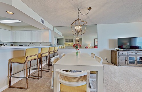Litchfield by the Sea Condo | Cambridge 302 Beautiful Views from Large Oceanfront Balcony