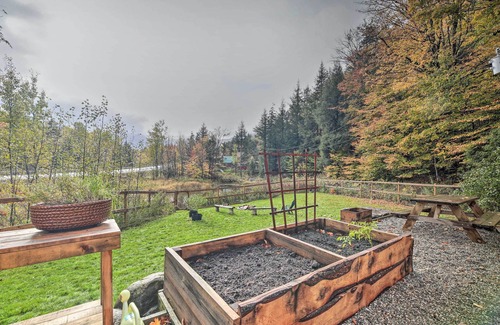 Jeffersonville Cabin | Cambridge Cabin < 2 Mi to Smugglers' Notch!