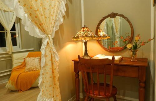 Da Nang City Centre Hotel | Camellia Full House