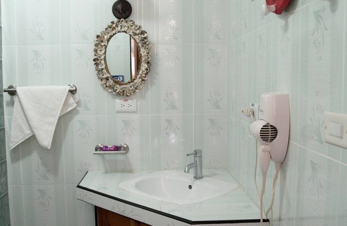Cienfuegos House | Camila's Hostal and Restaurant