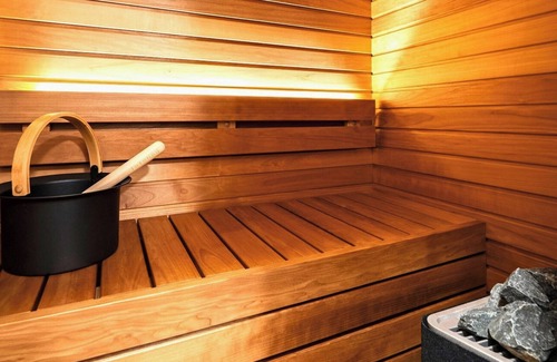 Watarai House | CAMP 2SLDK with wooden deck and sauna for up to/Watarai-gun Mie