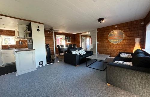 Jukkasjarvi House | Camp Caroli Villa Aurora