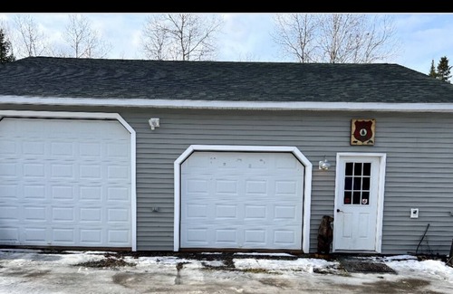 Jackman Cabin | Camp in Moose River