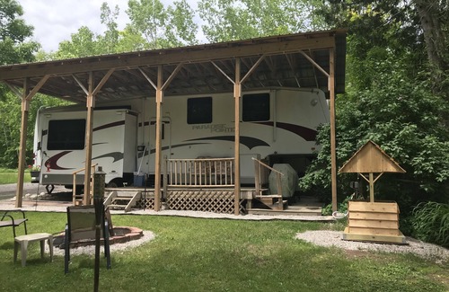 Curtis House | Camp In Style in Michigan's UP - Diane and Al's Deer Crossing