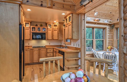 Millersburg Cabin | 'Camp Tony' w/Trail Access: Walk to Lake Huron!