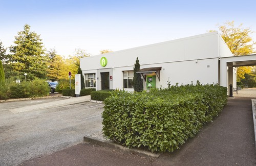 Ecully Hotel | Campanile Lyon Nord - Ecully