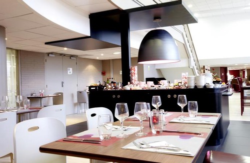 Bagnolet Hotel | Campanile Paris Est - Porte de Bagnolet