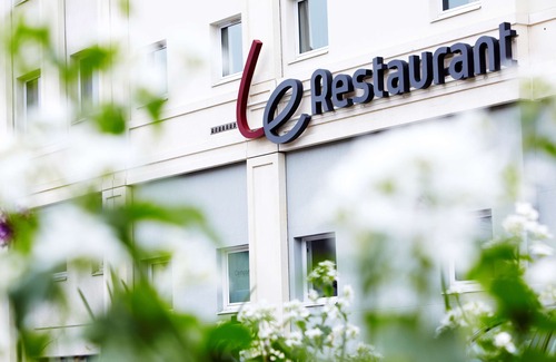 Chaville Hotel | Campanile Paris Ouest - Chaville