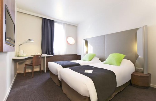 Petite-Foret Hotel | Campanile Valenciennes - Petite-Foret