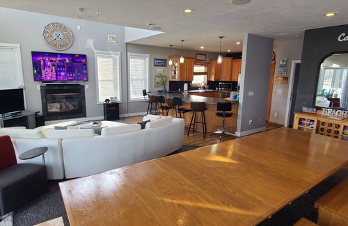 Spring Lake House | Campau upper 3 leve · Lakefront 2 Kings 2 Hot tub(s) spa, fireplace-pit