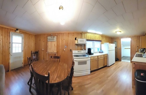 McMillan Cabin | Campbell James Cabin & Bunkhouse on the Snowmobile & ATV Trails