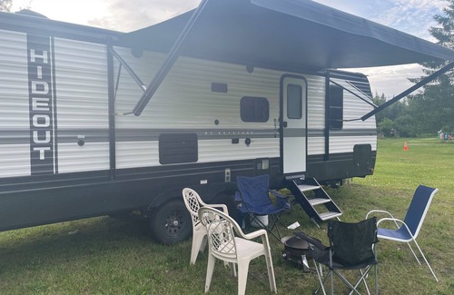 Butte House | Camper trailer in quiet neighborhood near many Multi-use trails.