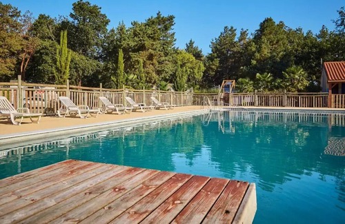 La Boissiere-de-Montaigu House | Camping Heart of Vendée* - Classic XL 3-room mobile home for 4 people