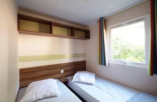 La Boissiere-de-Montaigu House | Camping 3 étoiles - Parc aquatique - efcagf