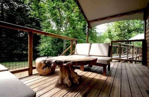 Bar-sur-Aube House | Camping 2 étoiles - Piscine - eeceae
