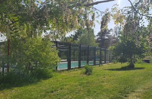 Mont-pres-Chambord House | Camping 3 étoiles - Piscine - ccbadcc