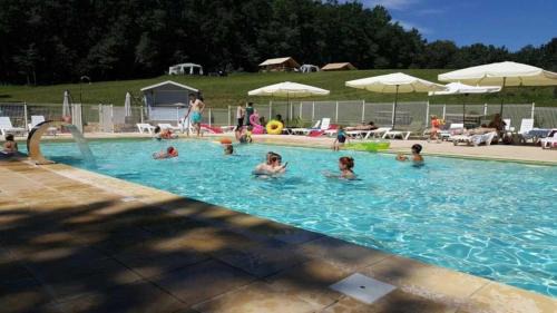 St-Sulpice-de-Mareuil Other | Camping 3 étoiles - Parc aquatique - ccbbaia