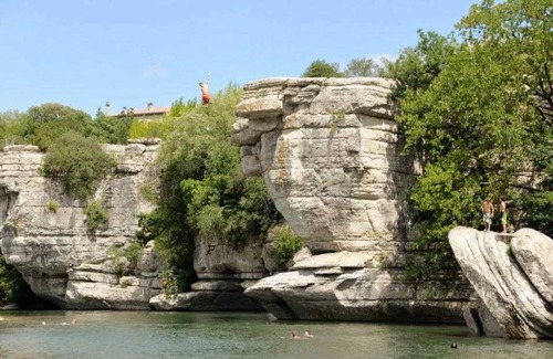 Labeaume House | Camping 3 étoiles - ccaiib0