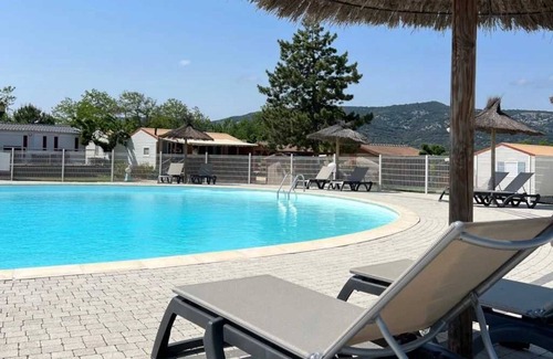 Saint-Remeze House | Camping 3 étoiles - Piscine - ccaide0