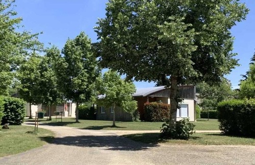 Cormatin House | Camping 3 étoiles - Piscine - ccaidda